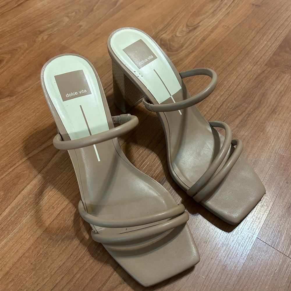 Dolce Vita Tan Women's Heels